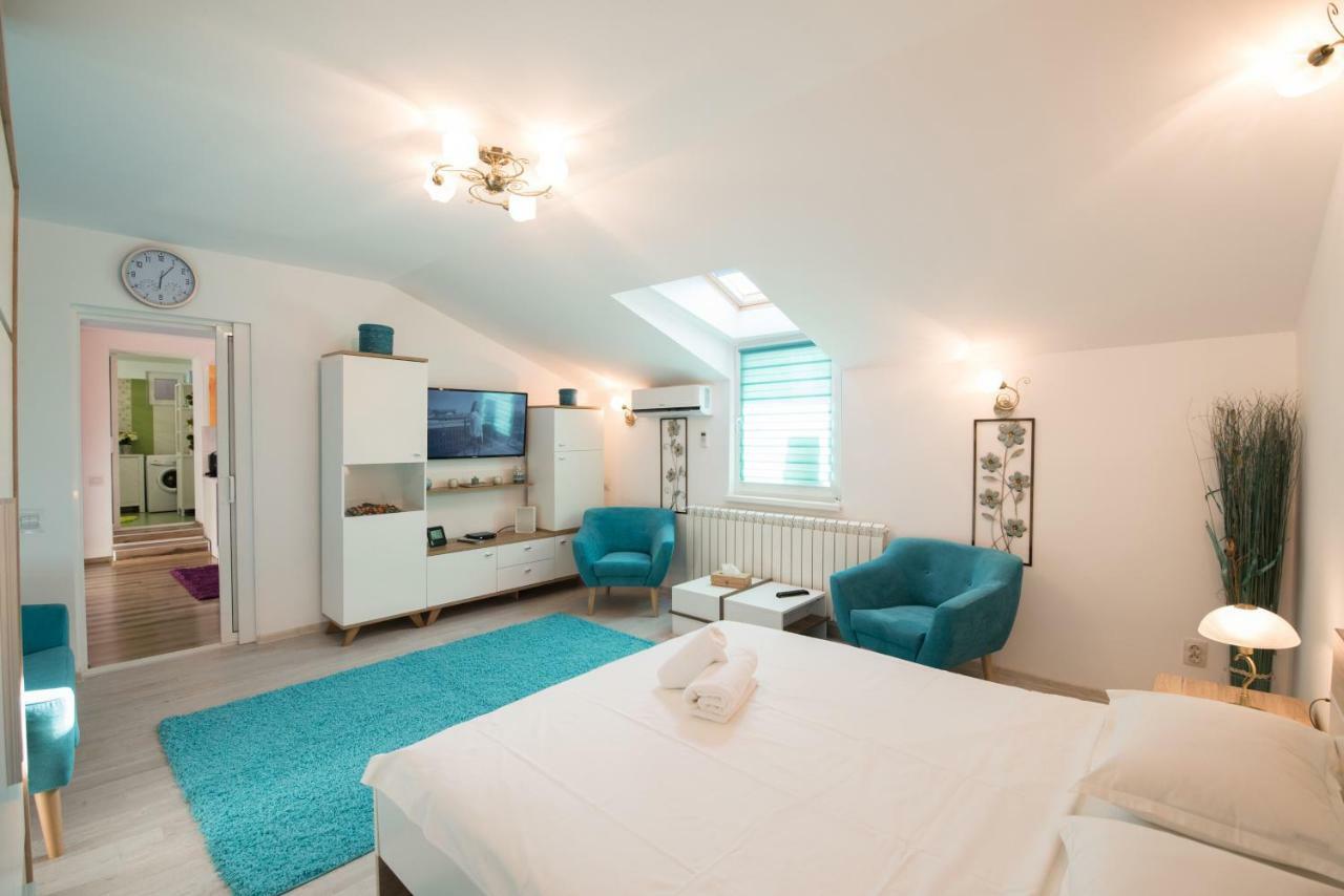 Queen Holiday Apartment Bucureşti Ngoại thất bức ảnh