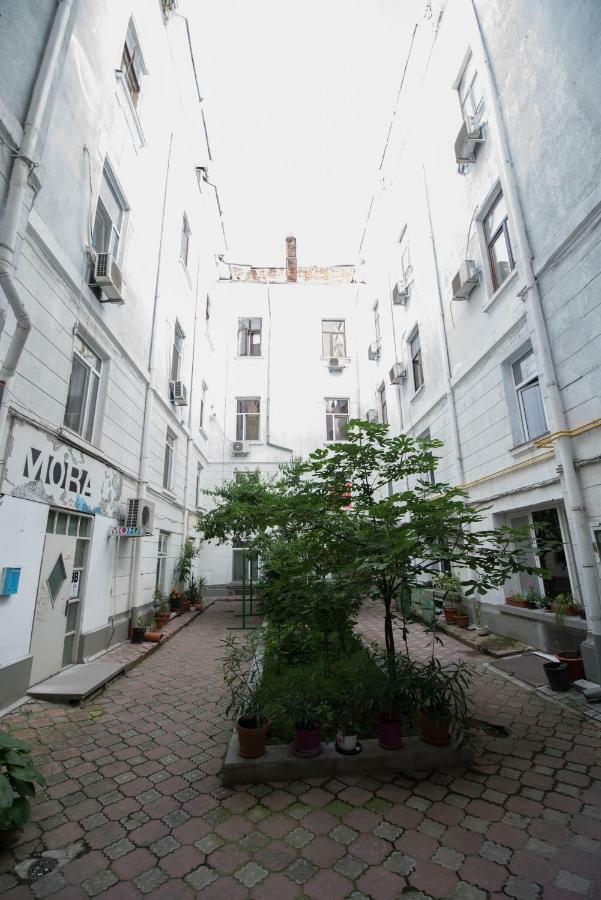 Queen Holiday Apartment Bucureşti Ngoại thất bức ảnh